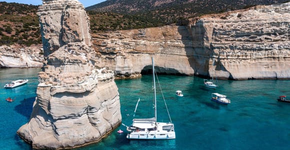 Milos: Kleftiko, Sykia & Klima Luxury Catamaran Cruise
