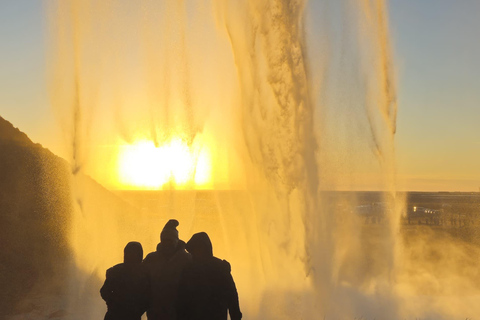 Private Tagestour an der Südküste mit GletscherwanderungPrivate Tagestour an die Südküste mit Gletscherwanderung