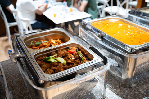 Dubái: crucero con cena de lujo por Creek&amp; Marina con espectáculos en directoCrucero de lujo con cena y espectáculos en directo (sin alcohol)