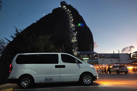 Medellín para Guatapé: Traslado particular