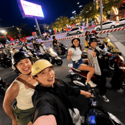 Da Nang Sightseeing Tour by Scooter – 10 Local Food Tastings
