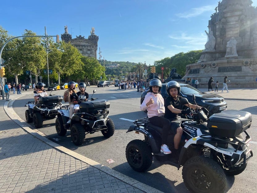 Barcelona: City Sights Electric Quad Tour (Lizenz erforderlich)