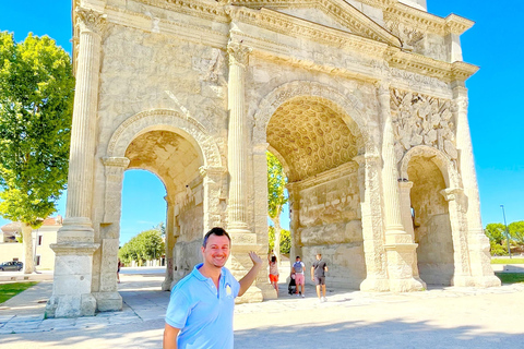 Van Avignon: Rondleiding door de Romeinse Provence rond Nîmes en OrangeVan Avignon: dagtour in de Romeinse Provence