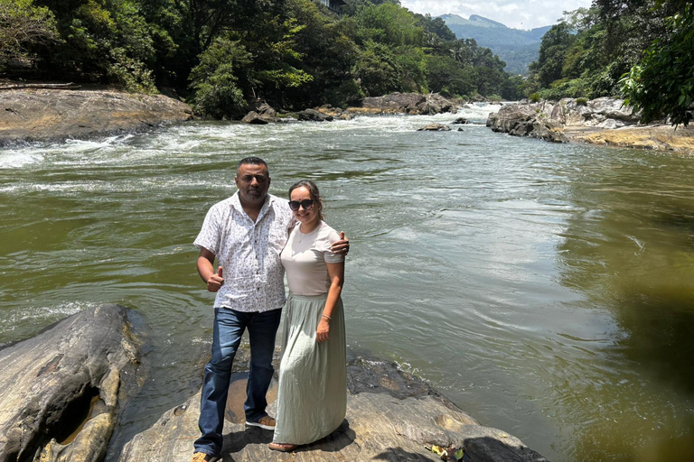 Kandy: Sigiriya, Pidurangala, and Spice Garden Day Trip