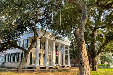 Austin: Neill-Cochran House Museum