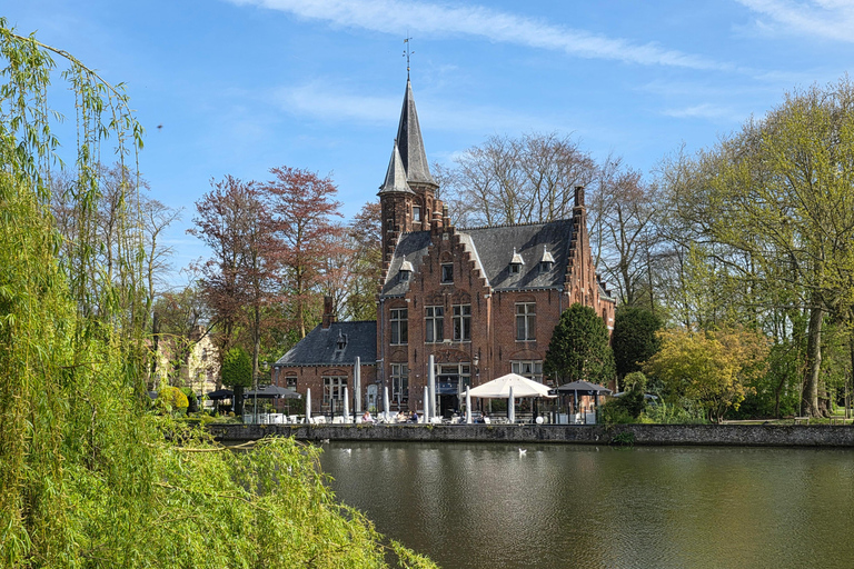 Bruges by bike with family and friends!