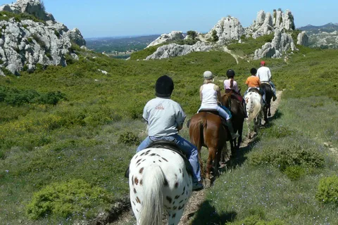 Immersion dans la campagne avec randonnée à cheval à Sainte Victoire
