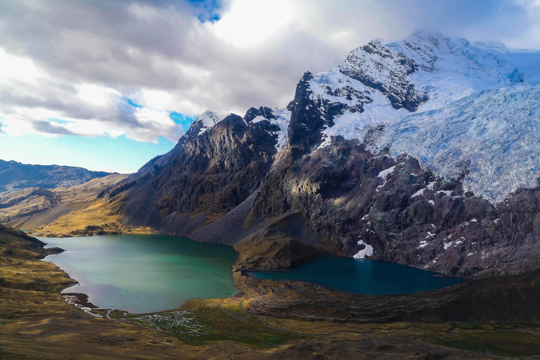 Une aventure inoubliable : Trek de l'Ausangate, Montagne de l'Arc-en-ciel et