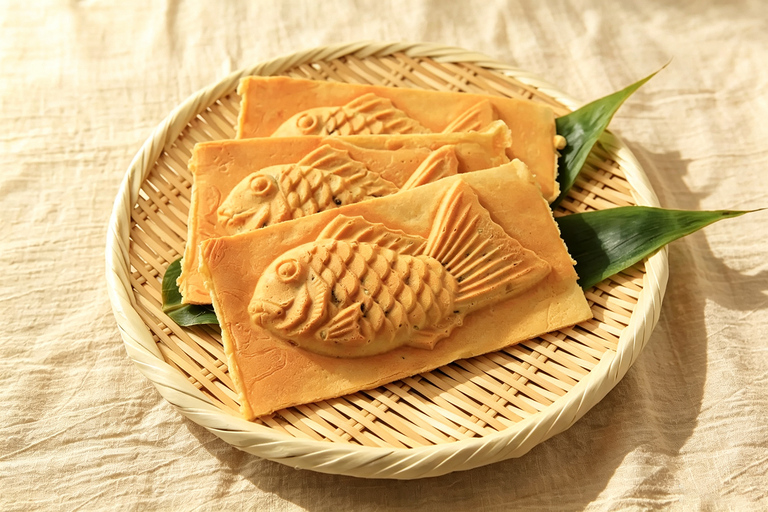 Tokyo: Edo Museum, Asakusa, Koami Shrine & Taiyaki Tour