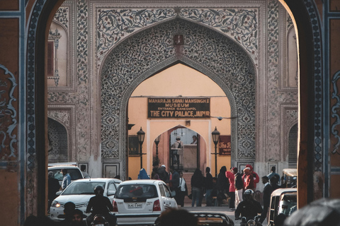 Jaipur: Full-Day Pink City Tour with Masala Tea Tour by Car and Driver with a Guide