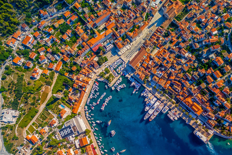 Ze Splitu w Chorwacji: Błękitna Jaskinia i wycieczka na 5 wysp HvarZ Trogiru w Chorwacji: Błękitna Jaskinia i 5 wysp Hvar