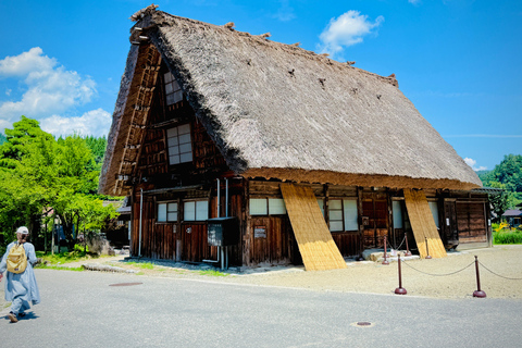 Kanazawa: Shirakawago, Gokayama, and Takayama Full Day Trip