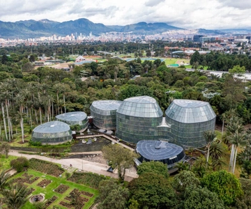 BOGOTA: Botanik Bahçesi ve Çirkin Betty'nin Evi Ziyareti