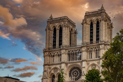 Paris: Notre-Dame Exclusive Private Guided Tour Tour in Italian, Japanese, Chinese, Korean, Armenian langs