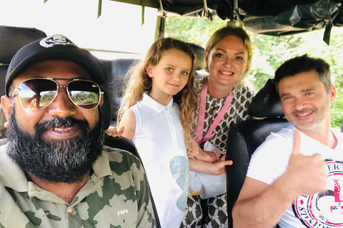 Colombo privet Day Tour and shopping Starting from Colombo