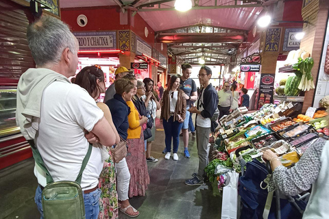 Sevilla: Tapas tradicionales a base de plantas y visita al mercado