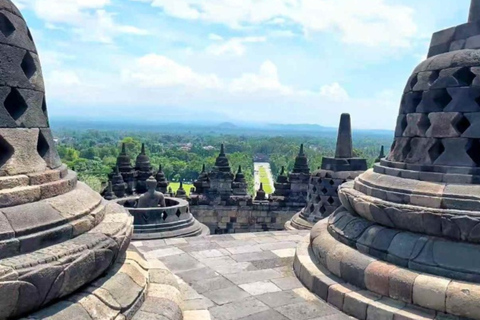 Yogyakarta: Borobudur Temple Guided Tour Borobudur Temple Guided Tour