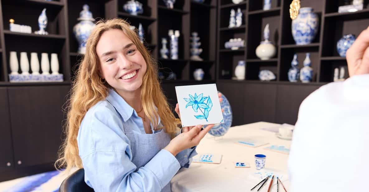 Afbeelding 6 van Amsterdam: traditionele Nederlandse blauwe tegelschilderworkshop