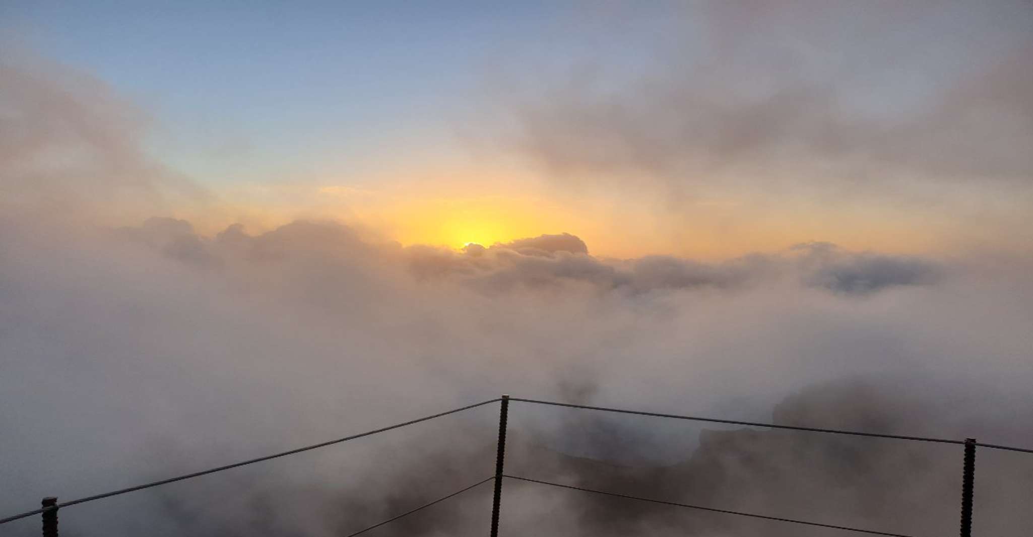 Madeira , Sunrise Tour in Pico do Areeiro - Hizvo
