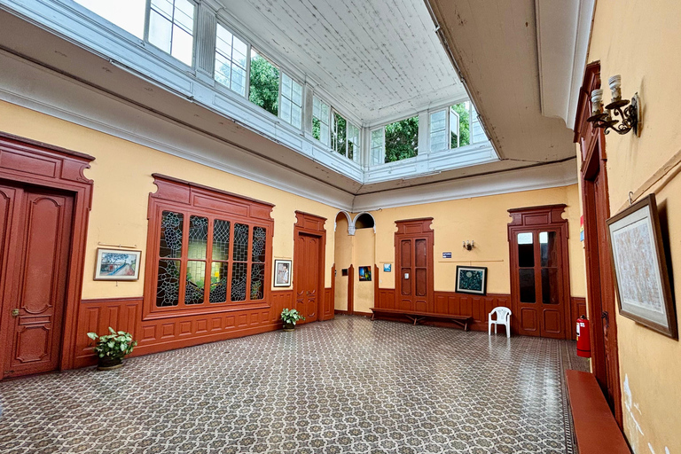 Lima: Adventures in Chorrillos – Guided Walk & Boat Tour