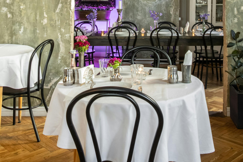 Tbilisi: Couples Romantic Walking Tour at Local FavoritesIn English - Private Tour ***3 HOURS***