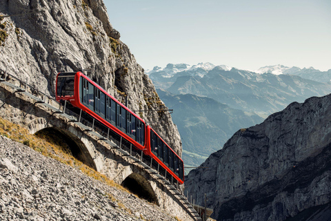 Depuis Zurich : Excursion d'une journée au Mont Pilate avec télécabine et croisière