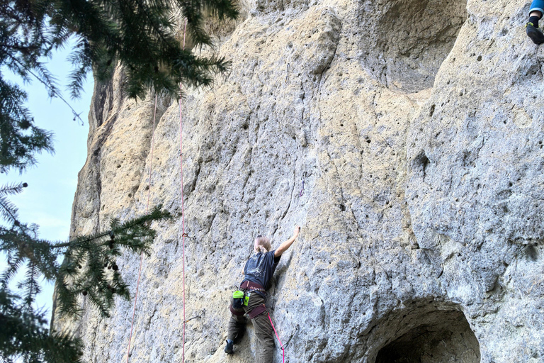 Guangzhou: Yingxi Mountains Rock Climbing Adventure