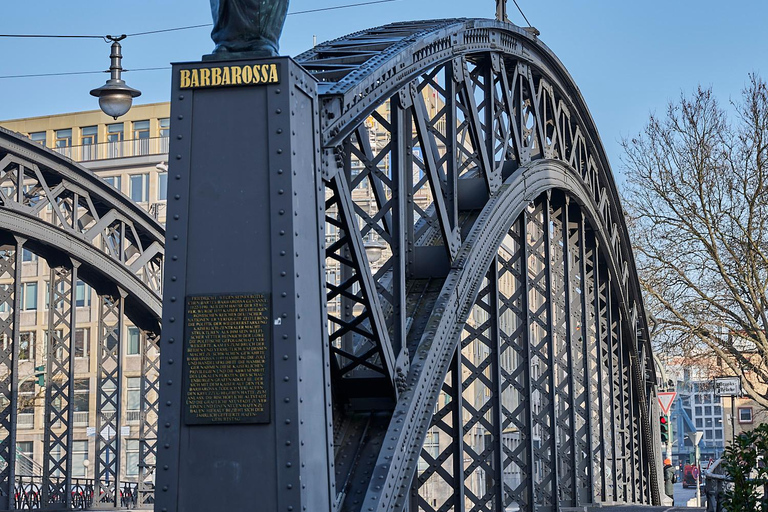 Guided tour of Hamburg's Speicherstadt - warehouse, free port & duty-free Guided tour of Hamburg's warehouse district – warehouses, free port, and duty-free zone