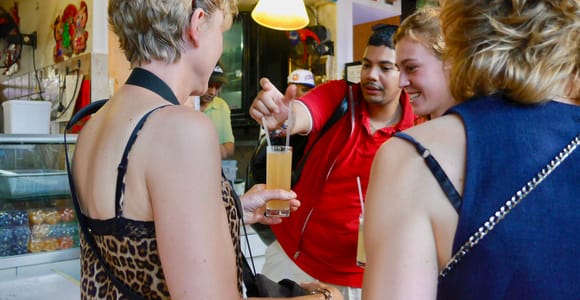 Port Louis: Street Eats and City Highlights Walking Tour