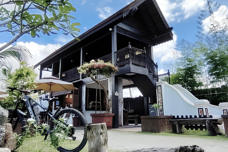 Butterworth: Guided Bike Ride to Kampung Agong