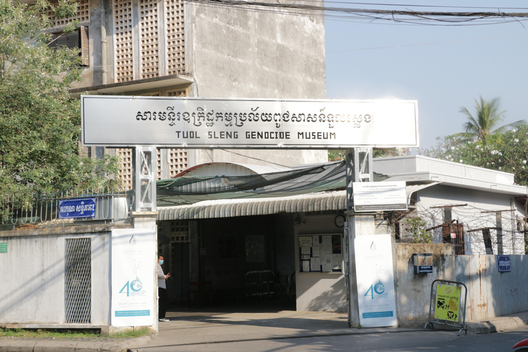 Phnom Penh Tour Toul Sleng Killing Field Chisor Temple