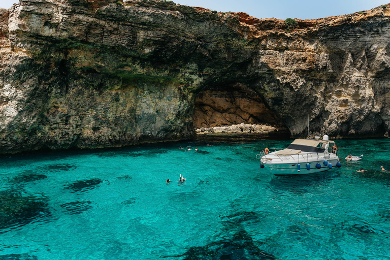 Malte : Gozo et îles Comino, Lagon bleu et SeacavesÎles Comino et Gozo - Bateau uniquement