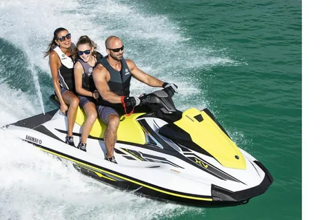 Agia Pelagia: moto d'acqua