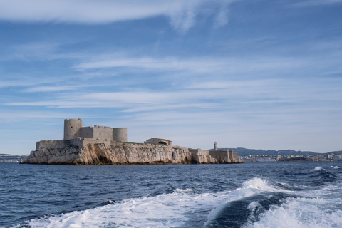 Marseille: Guided Walking Tour with Boat Trip to if Castle ENGLISH Guided Walking Tour with Boat no entrance to Castle