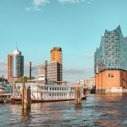 Hamburg: Elbphilharmonie Einführung & Hafenrundfahrt