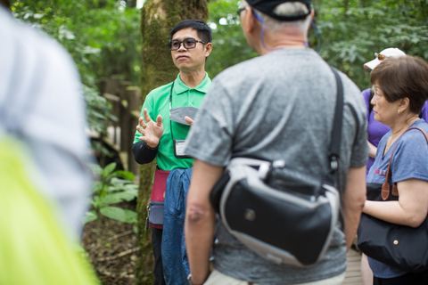 Chiang Mai: Doi Inthanon Tour & Pha Dok Siew Trail Trek Private Tour