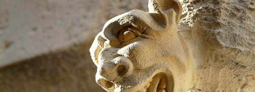 Rouen : visite à pied sur le thème des mythes et légendes, édition spéciale Halloween