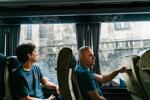 Praga: tour por la ciudad en autobús, en barco y a pieTour grupal en alemán
