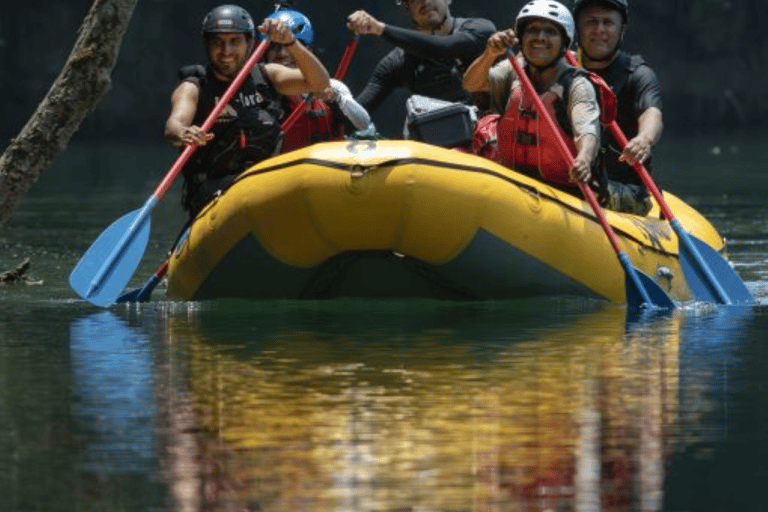 San Cristóbal: 3-Day Rafting Tour with Waterfalls & Ruins Shared bathroom cabin