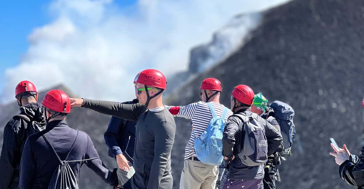 Afbeelding 5 van Onze Etna-excursie vanuit Catania met de kabelbaan en een 4x4 tot 3340 meter.
