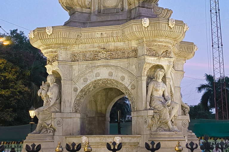 “Mumbai’s UNESCO Treasures: From Caves to Colonial Charm”