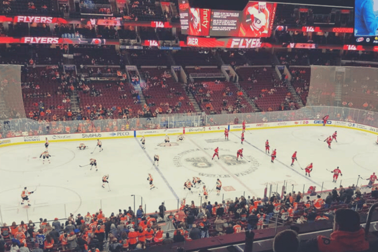 Philadelphia: Philadelphia Flyers Ice Hockey Game Ticket Lower Goal