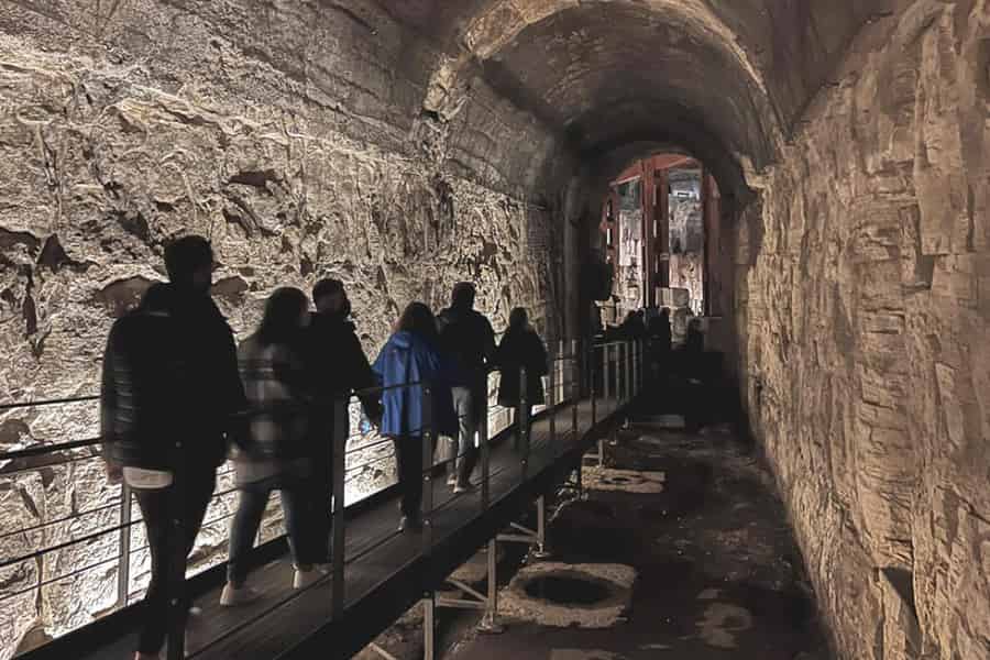 Rom: Kolosseum-Untergrund-Erlebnis, mit Forum Romanum. Foto: GetYourGuide