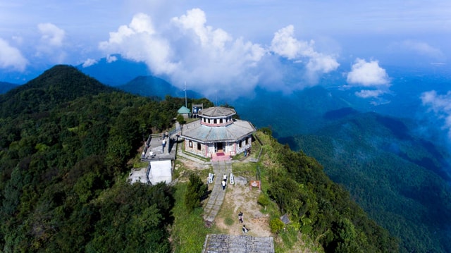 EXPLORE BACH MA NATIONAL PARK AND LAP AN LAGOON