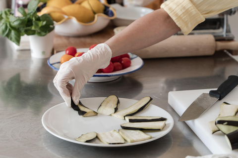 Positano: Mediterranean Cooking Class at Villa Magia