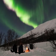 Alta: Nordlicht-Abenteuer-Tour mit Feuer und kostenlosen Fotos