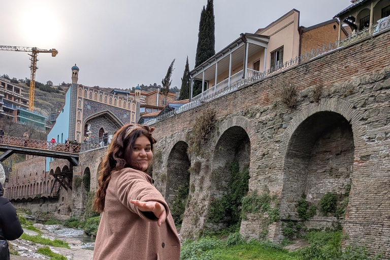 Tbilisi: Photo Walk, Sulfur Bath & Energy Healing Massage