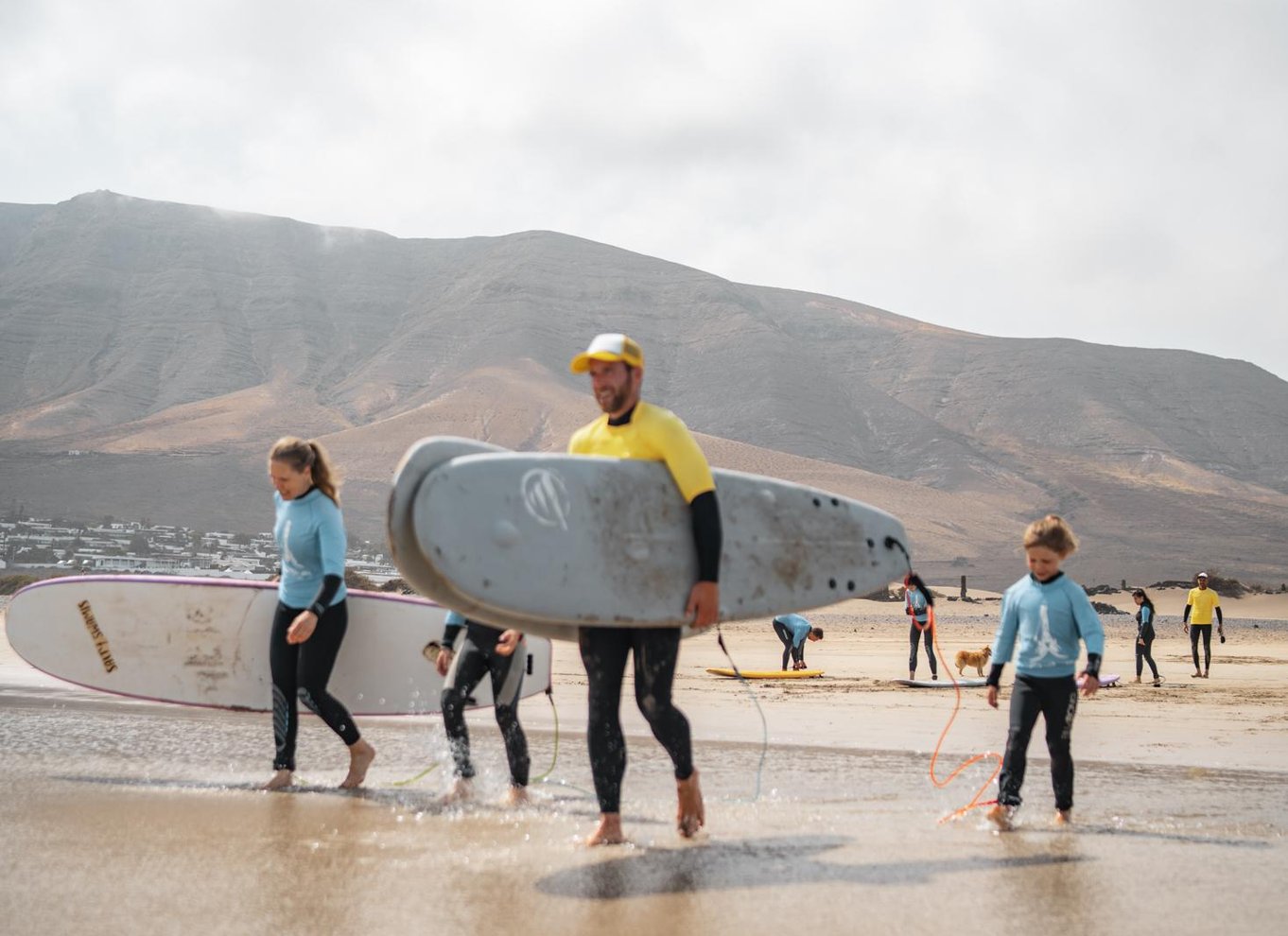 Famara : Surfinglektioner