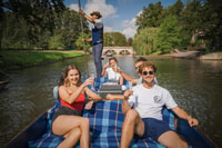 Cambridge, Guided Shared River Punting Tour - Housity