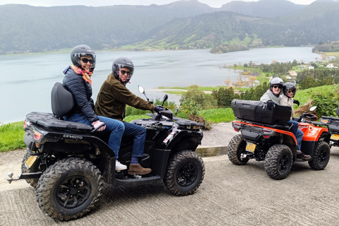 Sete Cidades : Visite d'une demi-journée en quad (ATV)1 personne à 1 quadruple